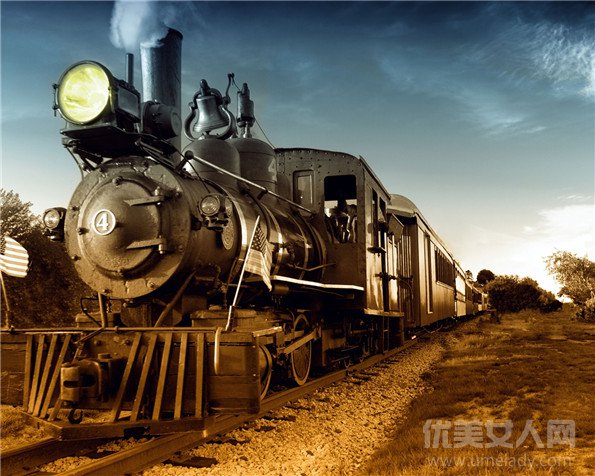 Nostalgic-steam-train_1280x1024.jpg