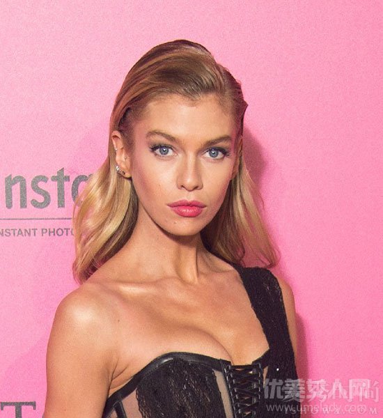 stella maxwell