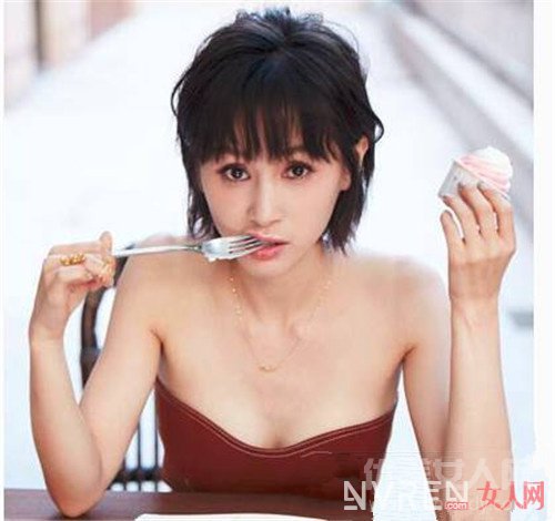 法国边儿刘海介绍_2017年最美发型 爱美的你是时候换一波发型了
