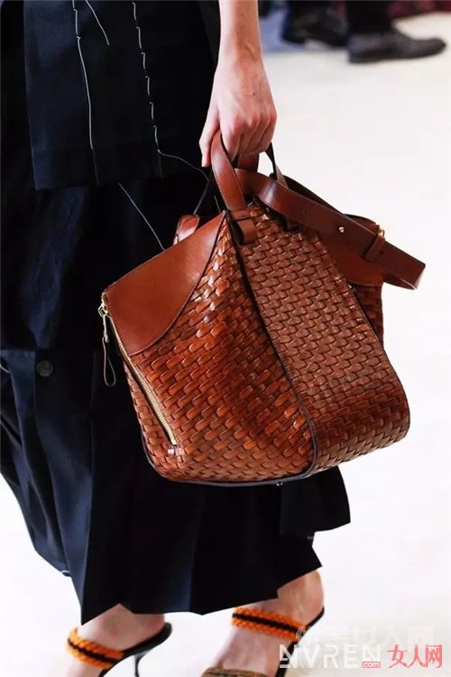 LOEWEƼ_⼸°˵ʱ50꣡