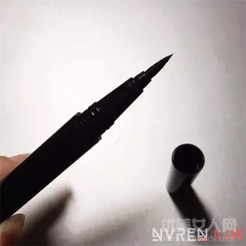 玛丽黛佳酷黑眼线笔_国货当自强 这些国产彩妆真的是良心价